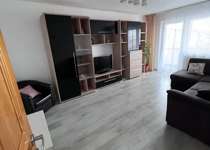 3 Rooms Aparthotel